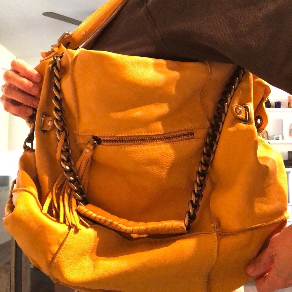Cut & Paste Los Angeles Tina Shoulder Bag